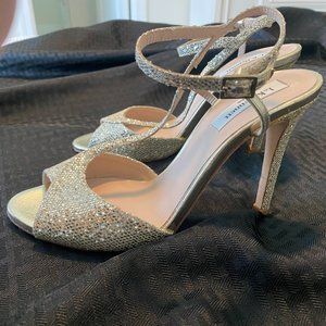 Stunning!!!  New LK Bennett London Gold Shimmer Heeled Sandals